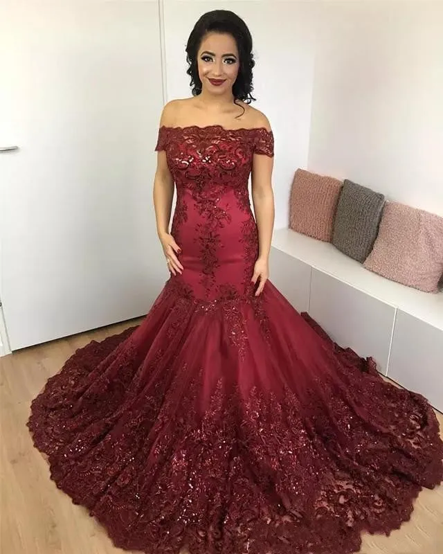 boat neck Burgundy evening dresses long lace appliqué beaded elegant modest mermaid evening gown vestido de festa