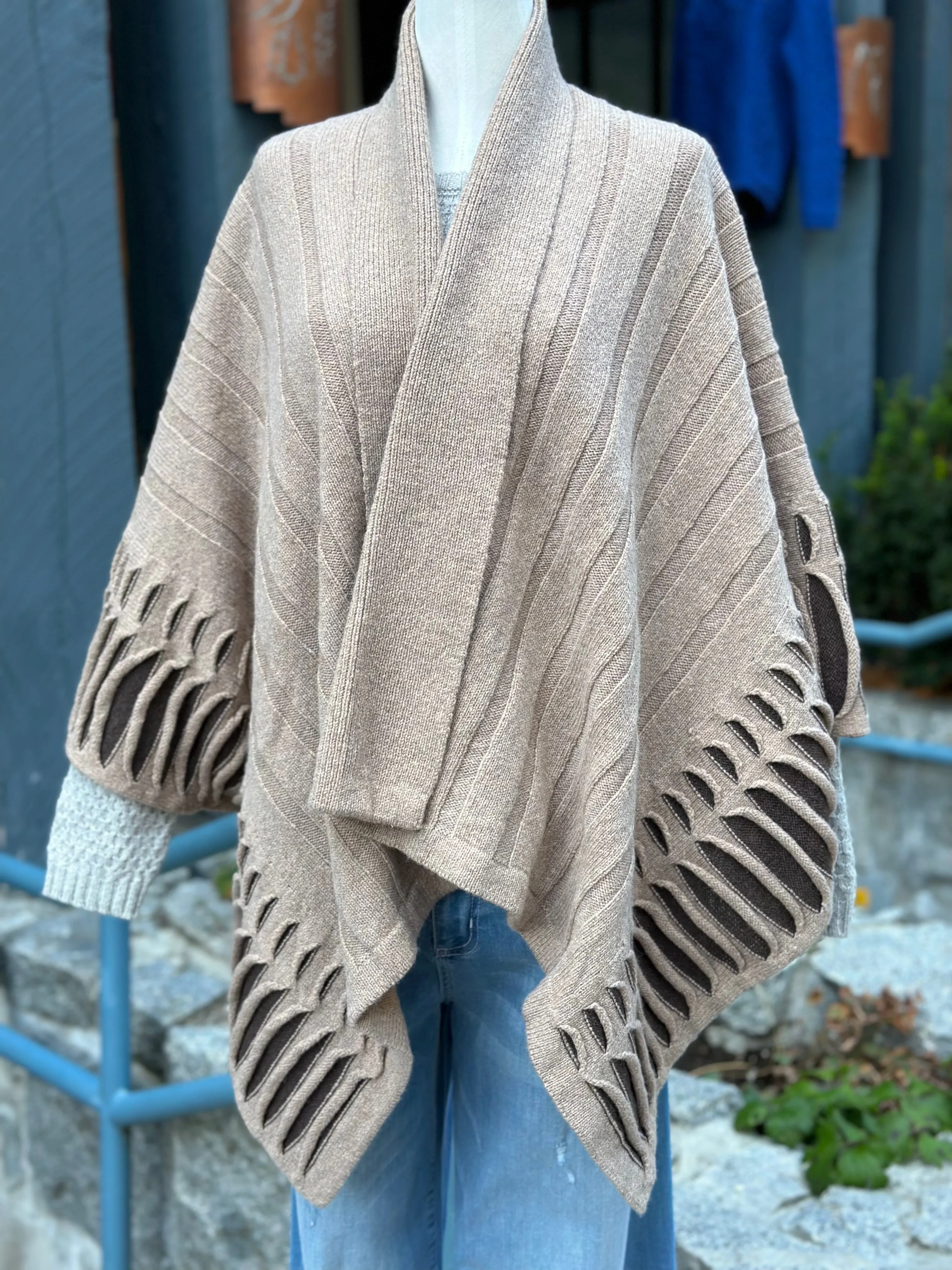 Irish - Atlantic Wrap Cardigan - Camel