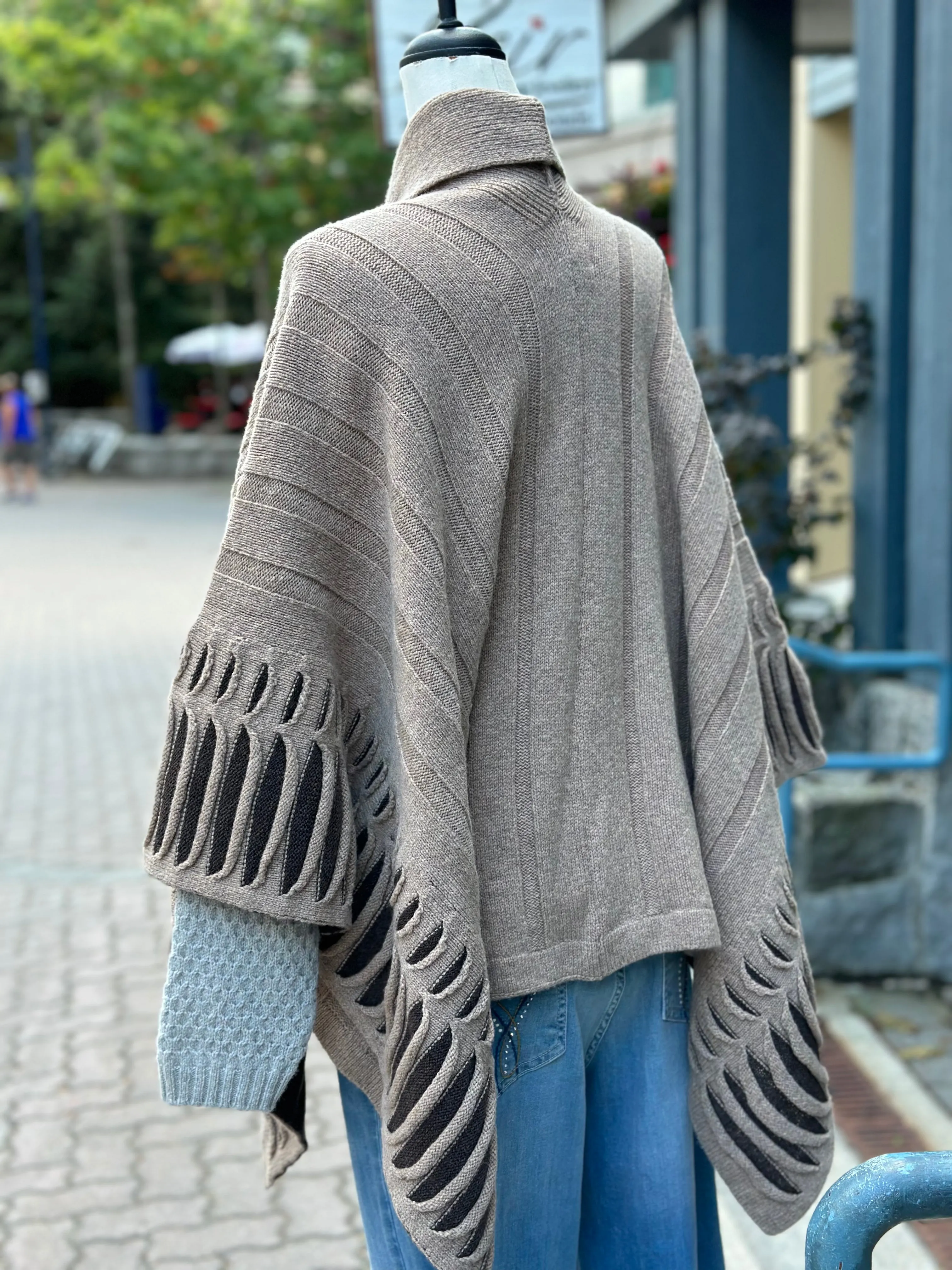 Irish - Atlantic Wrap Cardigan - Camel