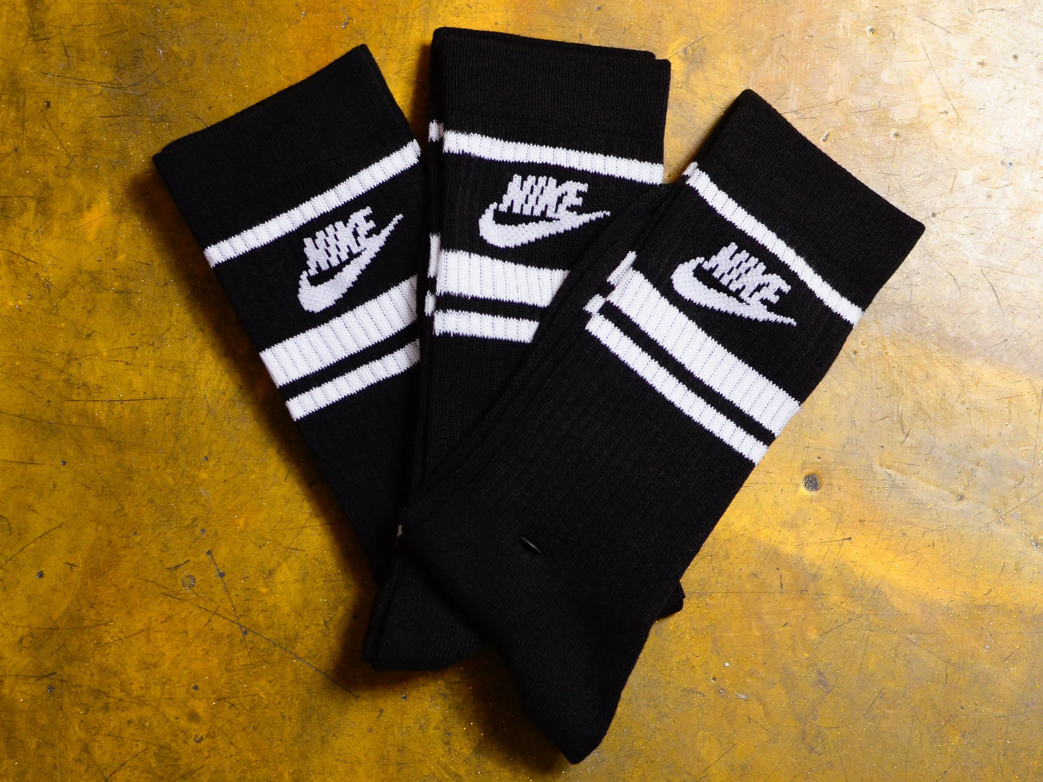 Nike Sportswear Everyday Essential Socks 3pk - Black / White