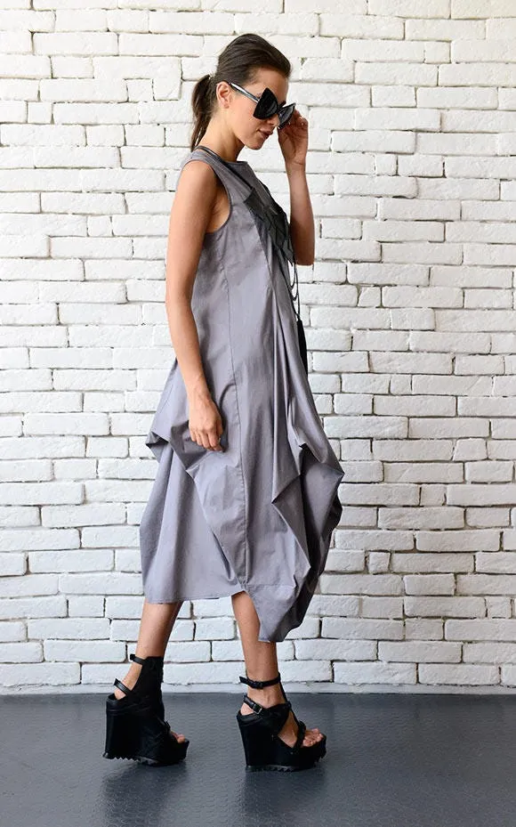 Sleeveless Gray Dress With Drappings