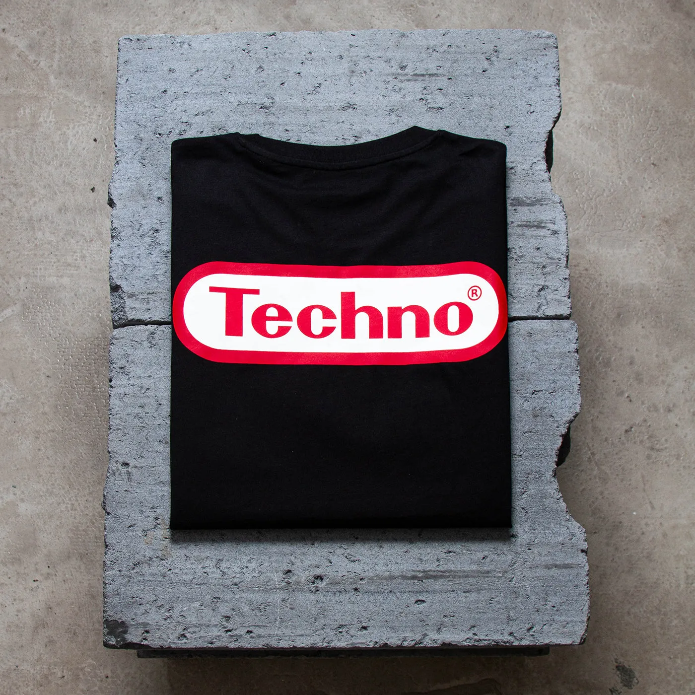 Super Techno Front Print - Tshirt - Black